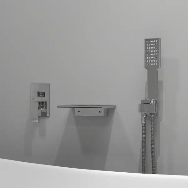 Wall Mount Bath Tap Solid Brass Single Lever Handle in Chrome - Image 2