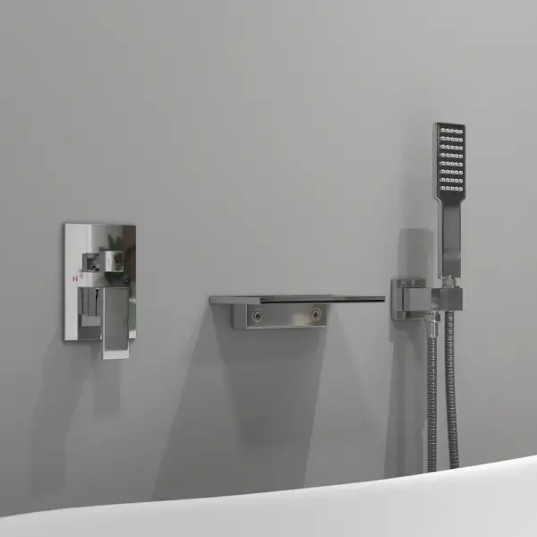 Wall Mount Bath Tap Solid Brass Single Lever Handle in Chrome - Image 3
